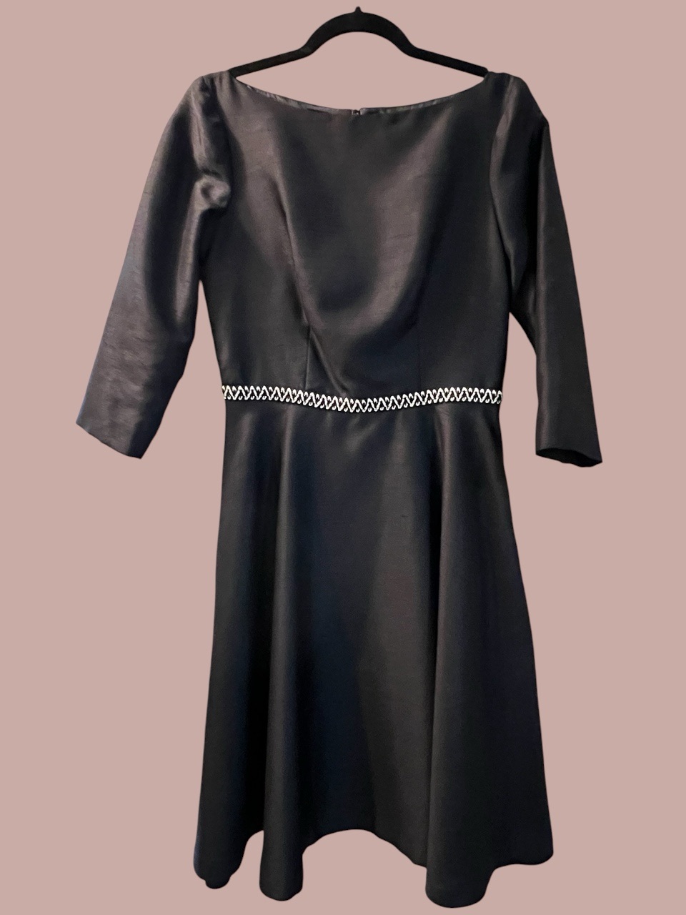 Lotus Grace / Black Taffeta Boatneck A-Line Cocktail Dress / Timeless / Size 4